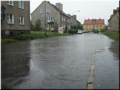 burza-i-gwatowna-ulewa-4332