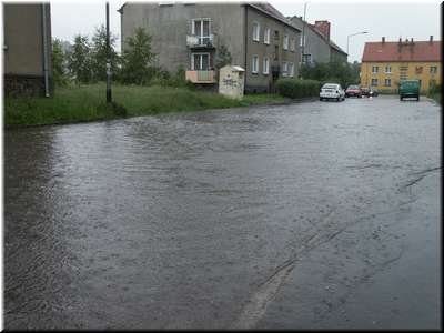 burza-i-gwatowna-ulewa-4332