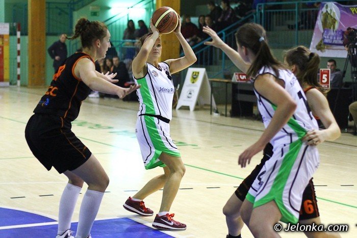 polkowiczanki-minimalnie-lepsze-od-karkonoszy-foto-43432