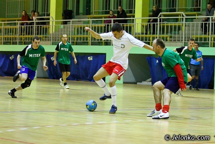 iliga-jeleniogorskiej-ligi-futsalu-wyniki-2-kolejki-foto-43473
