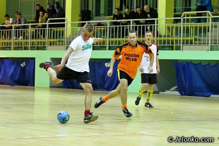 iliga-jeleniogorskiej-ligi-futsalu-wyniki-2-kolejki-foto-43473