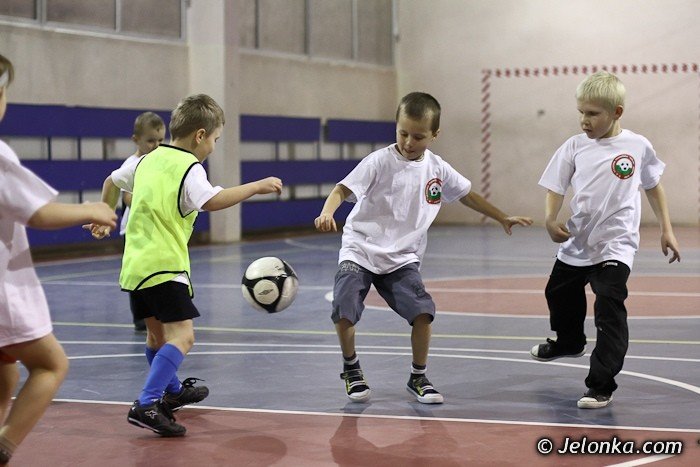 swiety-mikoaj-odwiedzi-pikarskie-przedszkole-foto-43535