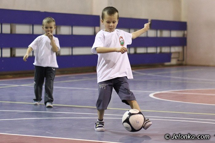 swiety-mikoaj-odwiedzi-pikarskie-przedszkole-foto-43535