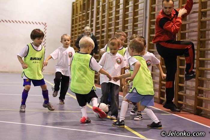swiety-mikoaj-odwiedzi-pikarskie-przedszkole-foto-43535