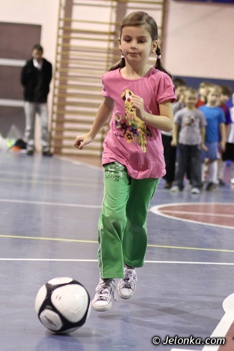 swiety-mikoaj-odwiedzi-pikarskie-przedszkole-foto-43535