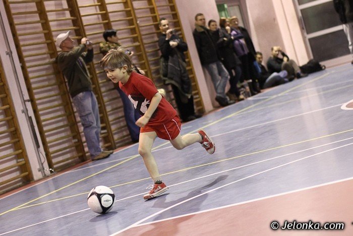 swiety-mikoaj-odwiedzi-pikarskie-przedszkole-foto-43535