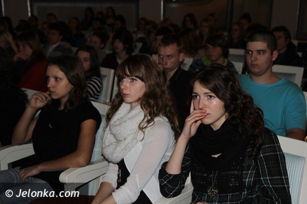 uczniowie-norwida-pytali-jozefa-piniora-o-80-milionow-foto-43609