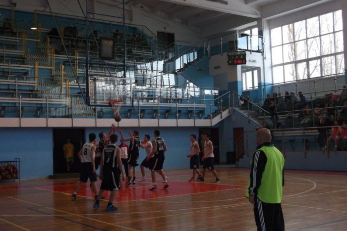 koszykarze-gimnazjum-nr-1-nie-do-przejscia-43638