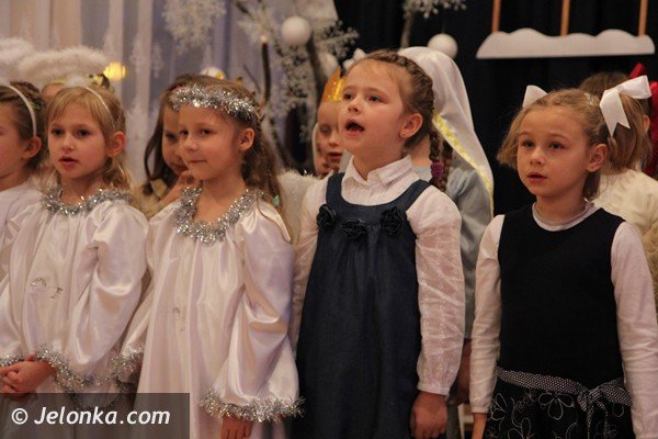 mali-aktorzy-z-przedszkola-promyczek-przedstawili-jaseka-foto-43681