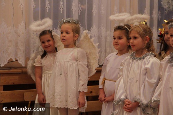 mali-aktorzy-z-przedszkola-promyczek-przedstawili-jaseka-foto-43681