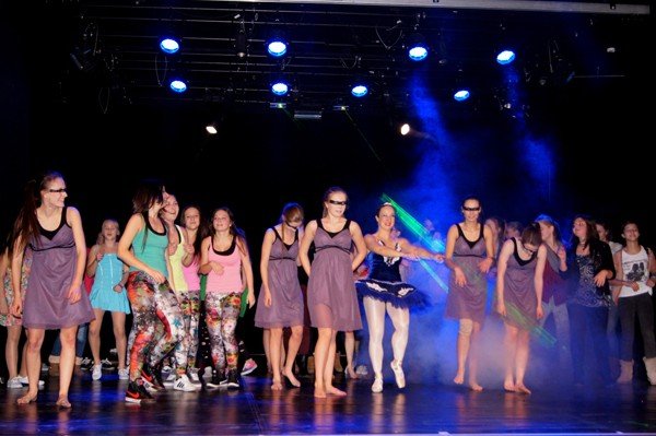 uczniowie-dance-studio-emotion-pokazali-jak-wiele-potrafia-foto-43698