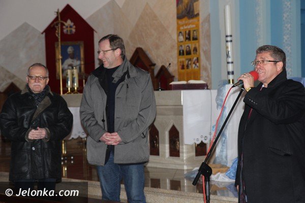 niemcy-ufundowali-podarki-dzieciom-z-powiatu-jeleniogorskiego-foto-43704