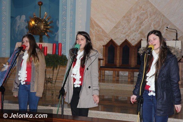 niemcy-ufundowali-podarki-dzieciom-z-powiatu-jeleniogorskiego-foto-43704