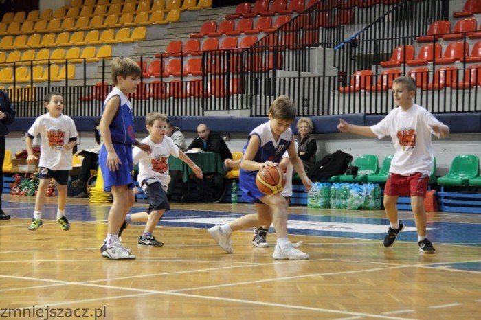 turniej-basketmaniakow-z-modymi-jeleniogorzanami-43708