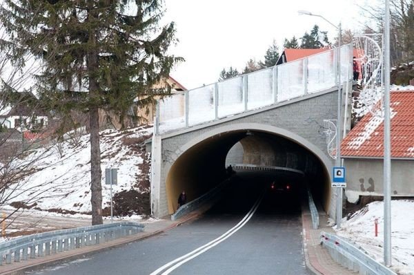 otwarto-tunel-pod-kolorowa-i-ul-parkowa-w-karpaczu-43739