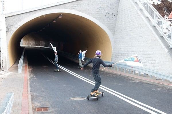 otwarto-tunel-pod-kolorowa-i-ul-parkowa-w-karpaczu-43739