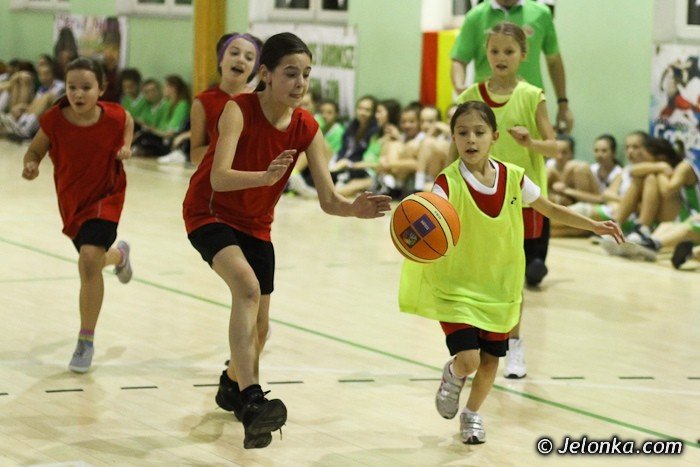 z-koszykowka-na-koniec-swiata-foto-43812