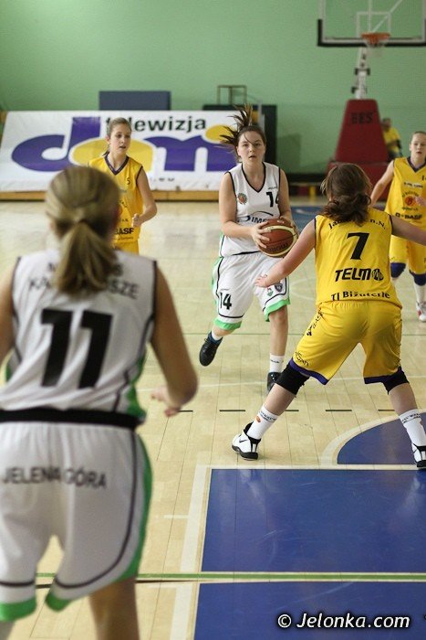 sosnowiczanki-gromia-w-pierwszym-dniu-gwiazdkowego-basketu-foto-43865