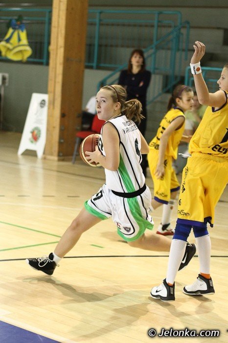 sosnowiczanki-gromia-w-pierwszym-dniu-gwiazdkowego-basketu-foto-43865