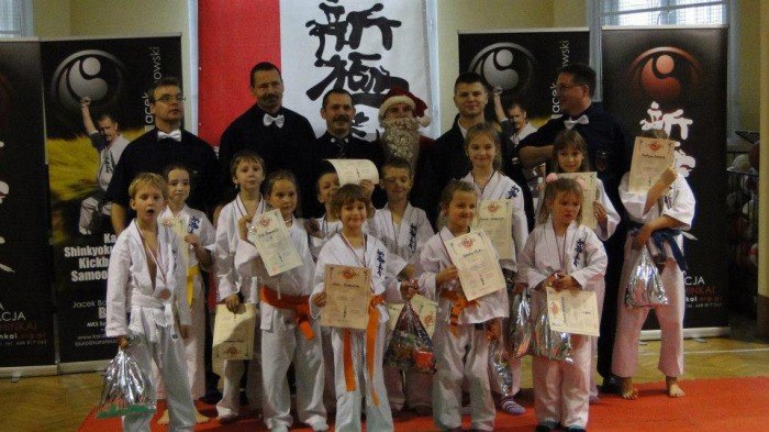 tuzin-medali-w-szczawnie-zdroju-foto-43866