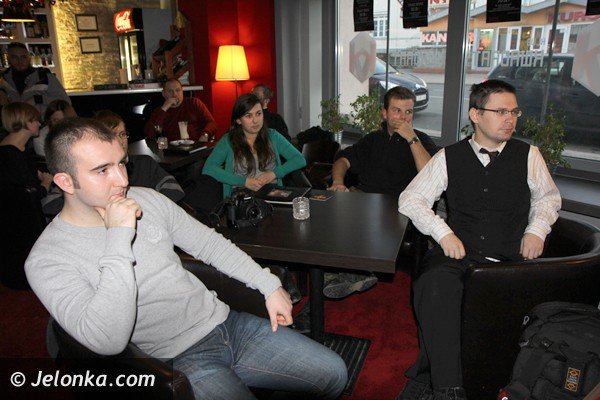 o-piotrku-jelonku-czyli-debata-o-tym-czy-warto-zostac-w-jeleniej-gorze-foto-43887