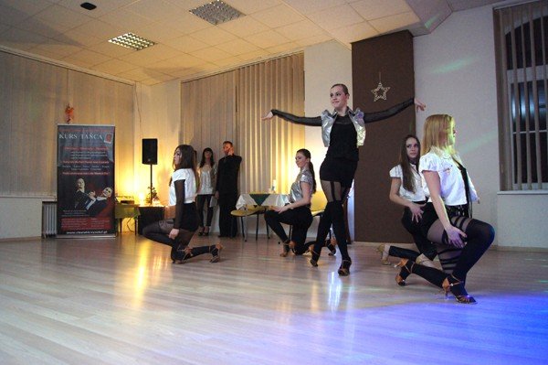 taneczne-15lecie-szkoy-krzysztofa-cieslaka-foto-43939