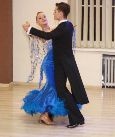 taneczne-15lecie-szkoy-krzysztofa-cieslaka-foto-43939