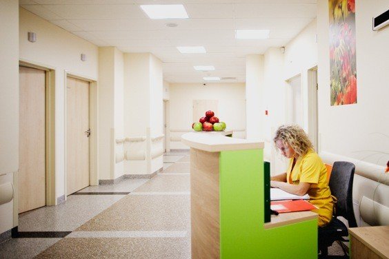 jakie-usugi-oferuje-pacjentom-szpital-kcm-clinic-44012