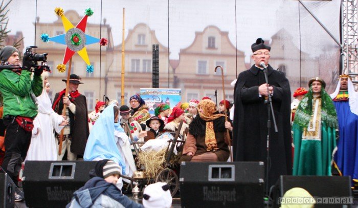 krolewski-orszak-odda-hod-dzieciatku-foto-44013