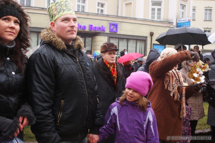 krolewski-orszak-odda-hod-dzieciatku-foto-44013