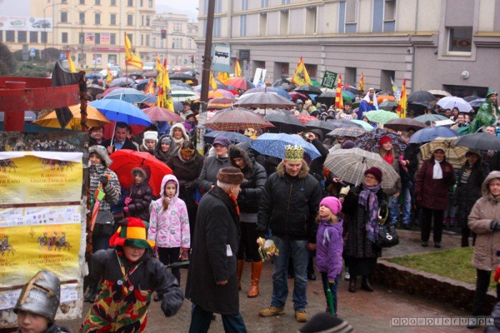 krolewski-orszak-odda-hod-dzieciatku-foto-44013