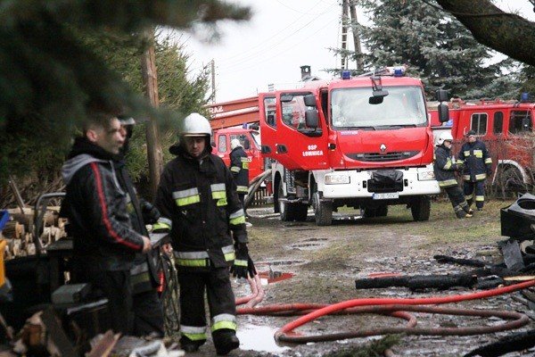 w-ogniu-stana-dzis-dwurodzinny-dom-tyrolski-w-mysakowicach-foto-44023