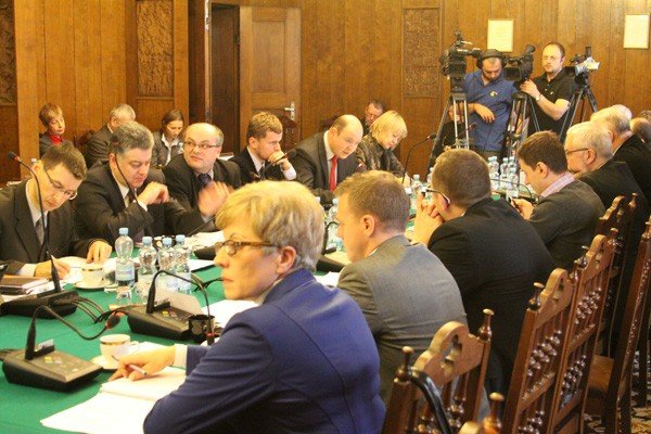 rozwazania-na-sesji-co-zdaniem-radnych-czeka-jelenia-gore-w-2013-roku-foto-44069