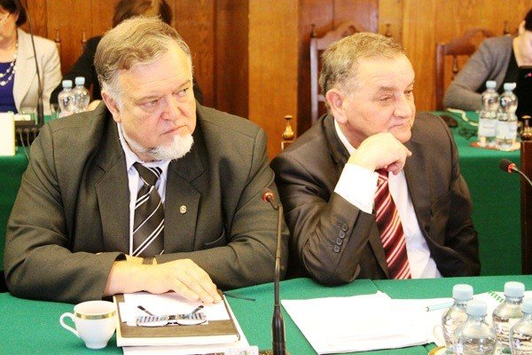 rozwazania-na-sesji-co-zdaniem-radnych-czeka-jelenia-gore-w-2013-roku-foto-44069