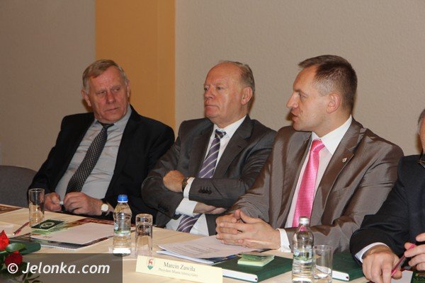 gminy-powiatu-jeleniogorskiego-razem-ze-starostwem-wylansuja-karkonosze-foto-44083