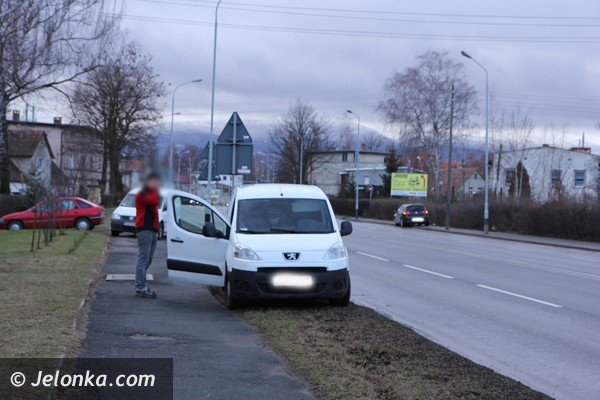 zmienia-pas-bo-chcia-zawrocic-kolizja-w-cieplicach-foto-44086