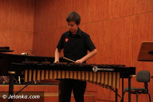 jeleniogorska-wielka-orkiestra-swiatecznej-pomocy-zagraa-w-filharmonii-foto-44100
