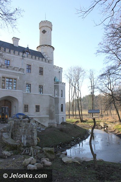 zamek-w-karpnikach-odzyskuje-dawna-swietnosc-foto-44132