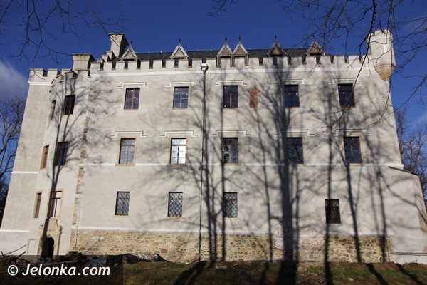 zamek-w-karpnikach-odzyskuje-dawna-swietnosc-foto-44132