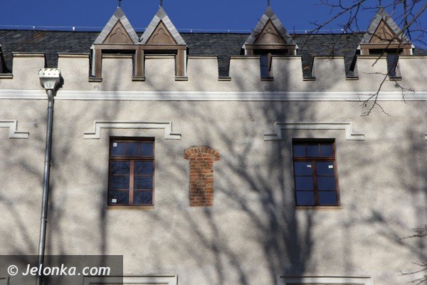zamek-w-karpnikach-odzyskuje-dawna-swietnosc-foto-44132