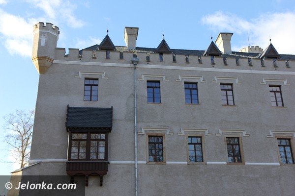 zamek-w-karpnikach-odzyskuje-dawna-swietnosc-foto-44132