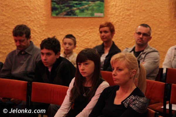 pieknie-mowili-wierszem-w-modziezowym-domu-kultury-foto-44135