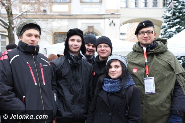 w-jeleniej-gorze-orkiestra-gra-na-potege-jest-super-chwala-mieszkancy-foto-44138