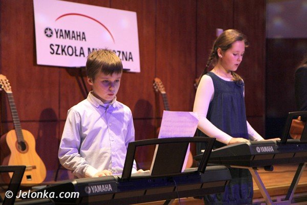 mode-talenty-ze-szkoy-muzycznej-yamaha-w-filharmonii-dolnoslaskiej-foto-44154