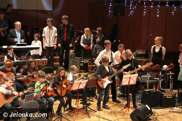 mode-talenty-ze-szkoy-muzycznej-yamaha-w-filharmonii-dolnoslaskiej-foto-44154