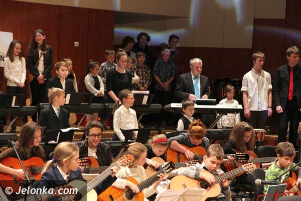 mode-talenty-ze-szkoy-muzycznej-yamaha-w-filharmonii-dolnoslaskiej-foto-44154