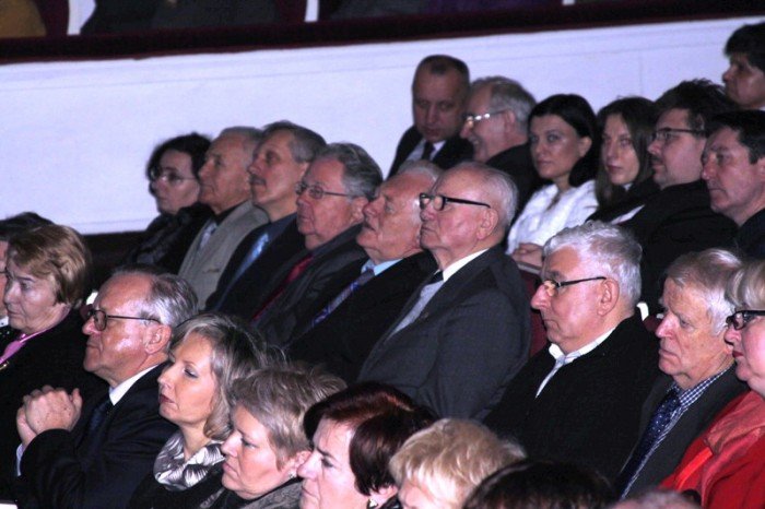 noworocznie-w-teatrze-im-c-k-norwida-foto-44165
