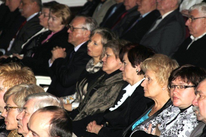 noworocznie-w-teatrze-im-c-k-norwida-foto-44165