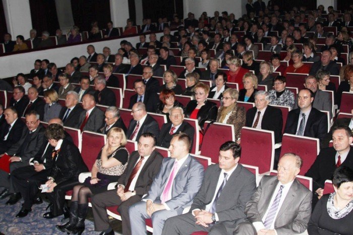 noworocznie-w-teatrze-im-c-k-norwida-foto-44165