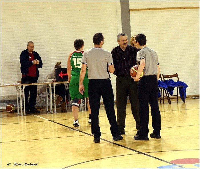 koszykarki-wrociy-z-poznania-z-tarcza-foto-44305